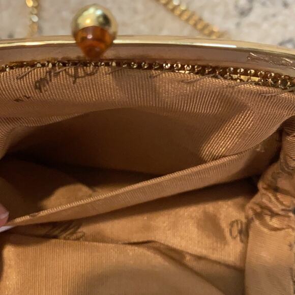 Vintage Whiting and Davis 2722 gold mesh bag - Picture 12 of 12